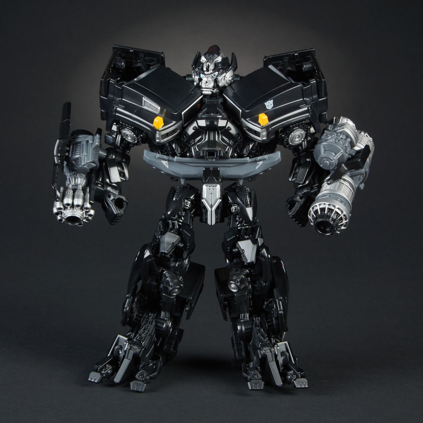  Transformers Autobot Ironhide, E0702_E0978
